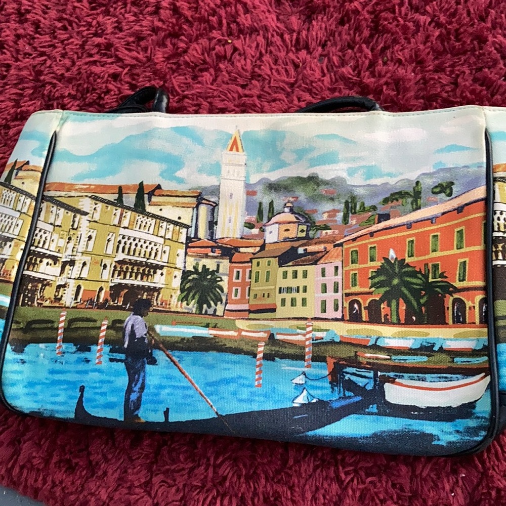 Canoeing view shoulder bag